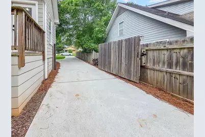 323 W Benson Street, Decatur, GA 30030 - Photo 25