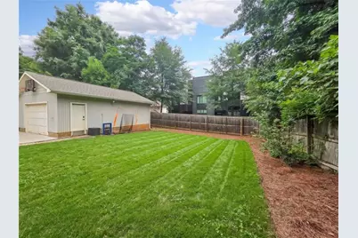323 W Benson Street, Decatur, GA 30030 - Photo 23
