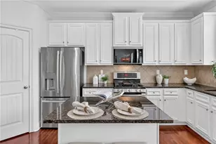 1510 Eaglerock Dr, Suwanee, GA 30024 - Photo 13