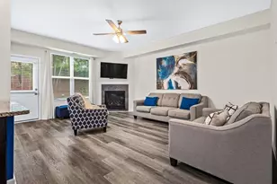 1049 Valley Rock Dr, Lithonia, GA 30058 - Photo 3