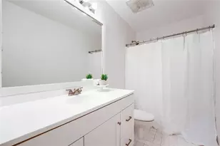 7500 Roswell Rd, Sandy Springs, GA 30350 - Photo 11