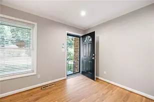 2563 Dering Ct NE, Atlanta, GA 30345 - Photo 5