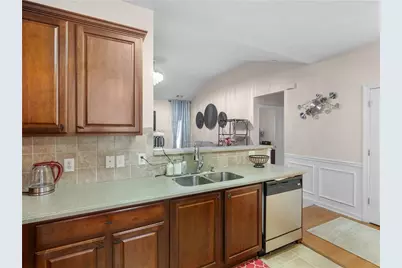353 Southgate Drive, Locust Grove, GA 30248 - Photo 9