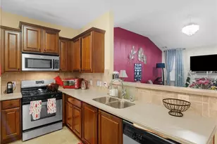 353 Southgate Dr, Locust Grove, GA 30248 - Photo 7