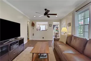 4052 W Johnson Cir, Atlanta, GA 30341 - Photo 9