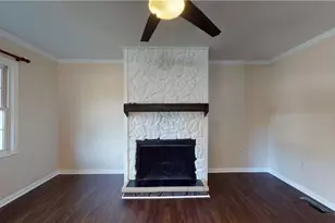 4052 W Johnson Cir, Atlanta, GA 30341 - Photo 3