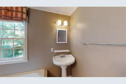 4052 W Johnson Circle, Atlanta, GA 30341 - Photo 7