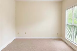 1361 Yorkshire Dr, Winder, GA 30680 - Photo 7