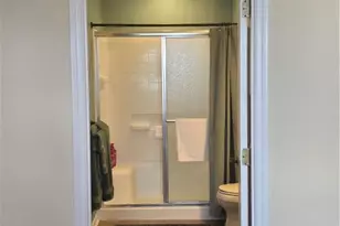 300 Johnson Ferry Rd, Atlanta, GA 30328 - Photo 23