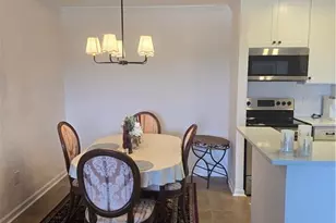 300 Johnson Ferry Rd, Atlanta, GA 30328 - Photo 11