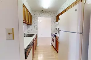 300 Johnson Ferry Rd, Atlanta, GA 30328 - Photo 5