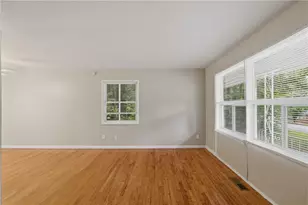 2319 Collier Dr, Decatur, GA 30032 - Photo 7