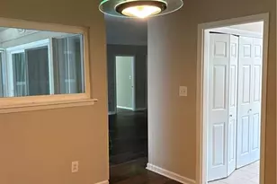 346 Carpenter Dr, Atlanta, GA 30328 - Photo 9