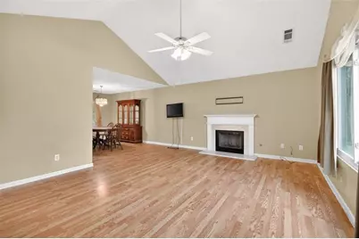 5285 Hillcrest Glenn Drive, Sugar Hill, GA 30518 - Photo 7