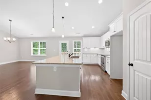 561 Oconee Ln, Commerce, GA 30529 - Photo 15