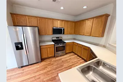 4660 Creekside Villas Way SE, Smyrna, GA 30082 - Photo 11