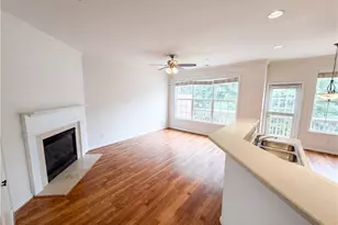4660 Creekside Villas Way SE, Smyrna, GA 30082 - Photo 3