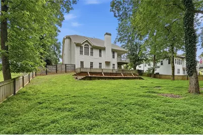 6353 Chestnut Parkway, Flowery Branch, GA 30542 - Photo 37