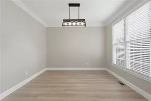 6353 Chestnut Pkwy, Flowery Branch, GA 30542 - Photo 17