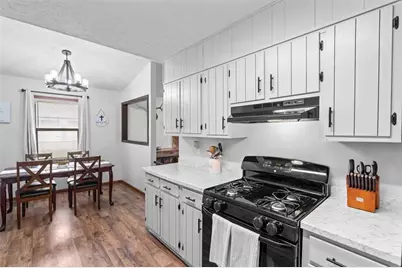85 S Meadowcliff Cir, Carrollton, GA 30117 - Photo 9