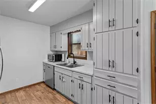 85 S Meadowcliff Cir, Carrollton, GA 30117 - Photo 7