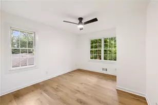 732 Dukehart Ct, Stone Mountain, GA 30083 - Photo 19