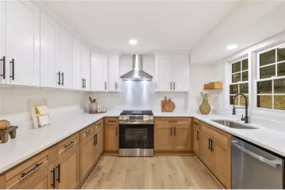 732 Dukehart Court, Stone Mountain, GA 30083 - Photo 3