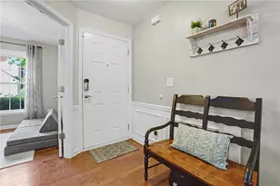 347 Balaban Cir, Woodstock, GA 30188 - Photo 5