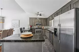 407 Hobo Ln, Woodstock, GA 30189 - Photo 17