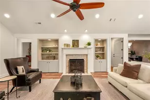 5680 Lake Forrest Dr NW, Sandy Springs, GA 30342 - Photo 9