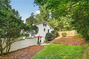 5680 Lake Forrest Dr NW, Sandy Springs, GA 30342 - Photo 35
