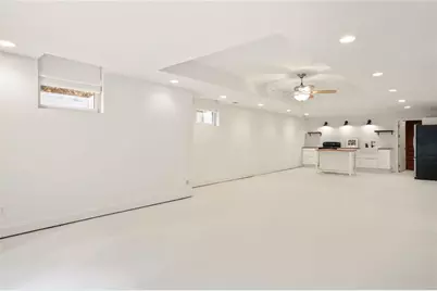 5680 Lake Forrest Drive NW, Sandy Springs, GA 30342 - Photo 37