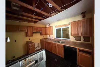 3738 Sandy Shoals Lane, Decatur, GA 30034 - Photo 5