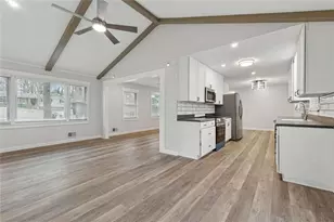 1573 Deerwood Ln, Acworth, GA 30102 - Photo 9