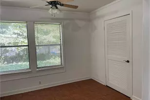 906 Parkaire Crossing, Marietta, GA 30068 - Photo 13