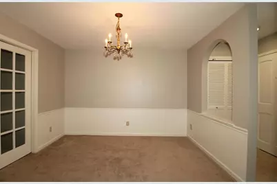 68 La Rue Place NW, Atlanta, GA 30327 - Photo 9