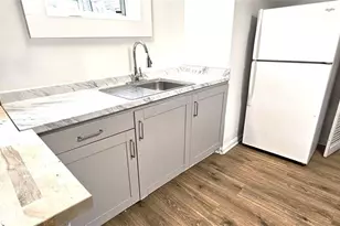 1067 Lanier Blvd NE, Atlanta, GA 30306 - Photo 3