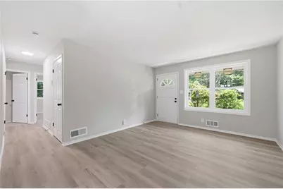 4913 Bartlett Road, Forest Park, GA 30297 - Photo 5