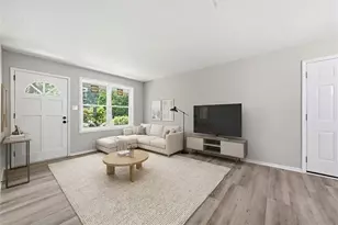 4913 Bartlett Rd, Forest Park, GA 30297 - Photo 9