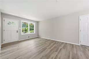 4913 Bartlett Rd, Forest Park, GA 30297 - Photo 7