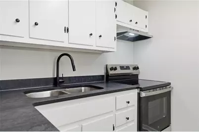 4913 Bartlett Road, Forest Park, GA 30297 - Photo 11
