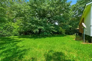 4913 Bartlett Rd, Forest Park, GA 30297 - Photo 27