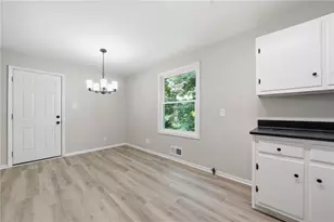 4913 Bartlett Rd, Forest Park, GA 30297 - Photo 15