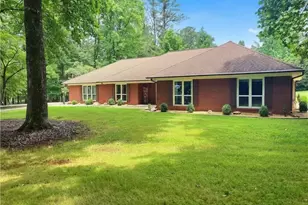 1020 Al Cove, Canton, GA 30114 - Photo 3