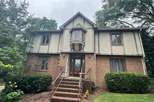 4291 Farmbrook Ln NE, Kennesaw, GA 30144 - Photo 3