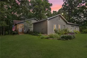 585 Lee Dr, Acworth, GA 30102 - Photo 1