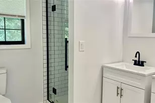 1807 Merry Oak Rd SW, Marietta, GA 30008 - Photo 11