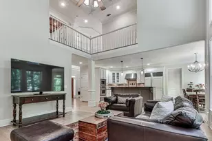 5037 Towne Lake Hills N, Woodstock, GA 30189 - Photo 7
