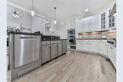 5037 Towne Lake Hills North, Woodstock, GA 30189 - Photo 13