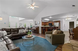 517 Annslee Ln, Loganville, GA 30052 - Photo 5